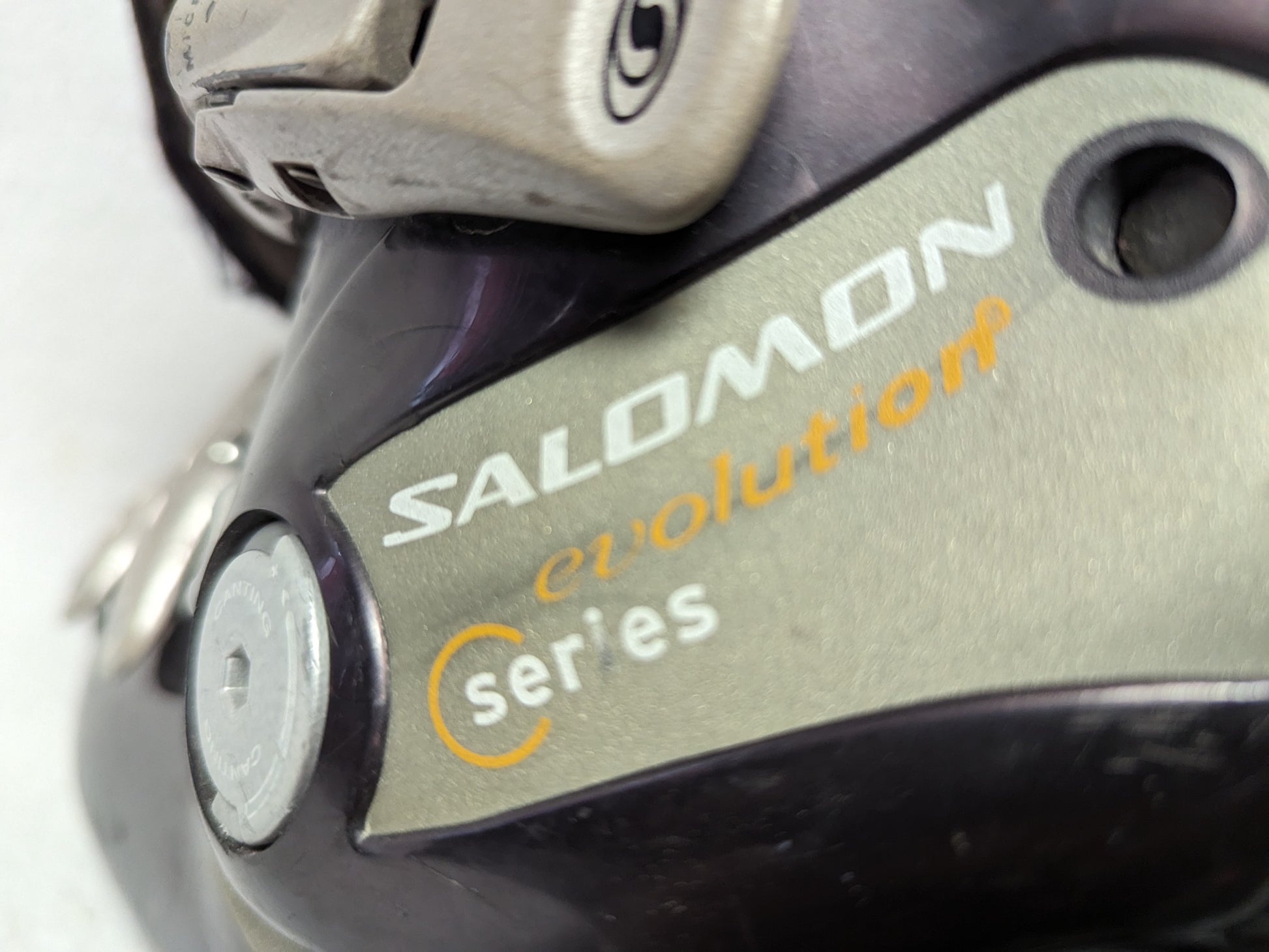 Salomon deals 25.5 size