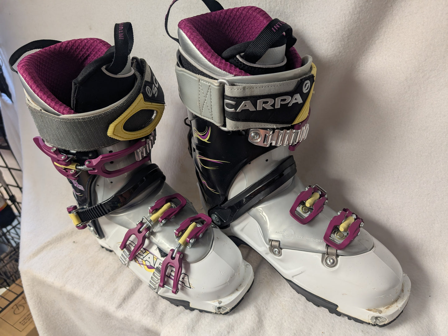 Scarpa Gea RS Axial Alpine AT XC Ski Boots Size 25.5 Color White Condition Used