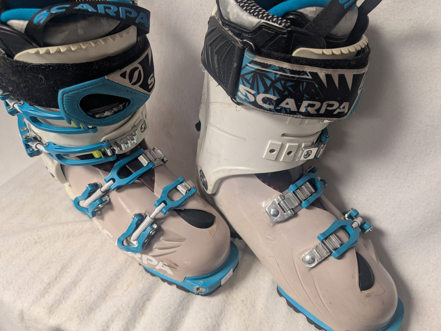 Scarpa Freedom AT Ski Boots Size 24.5 Color White Condition Used XC