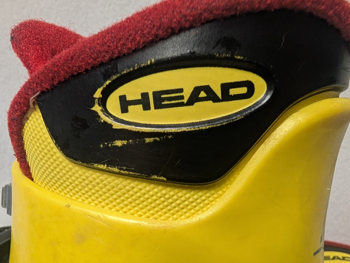 Head Youth Ski Boots Size 19? Color Yellow Used