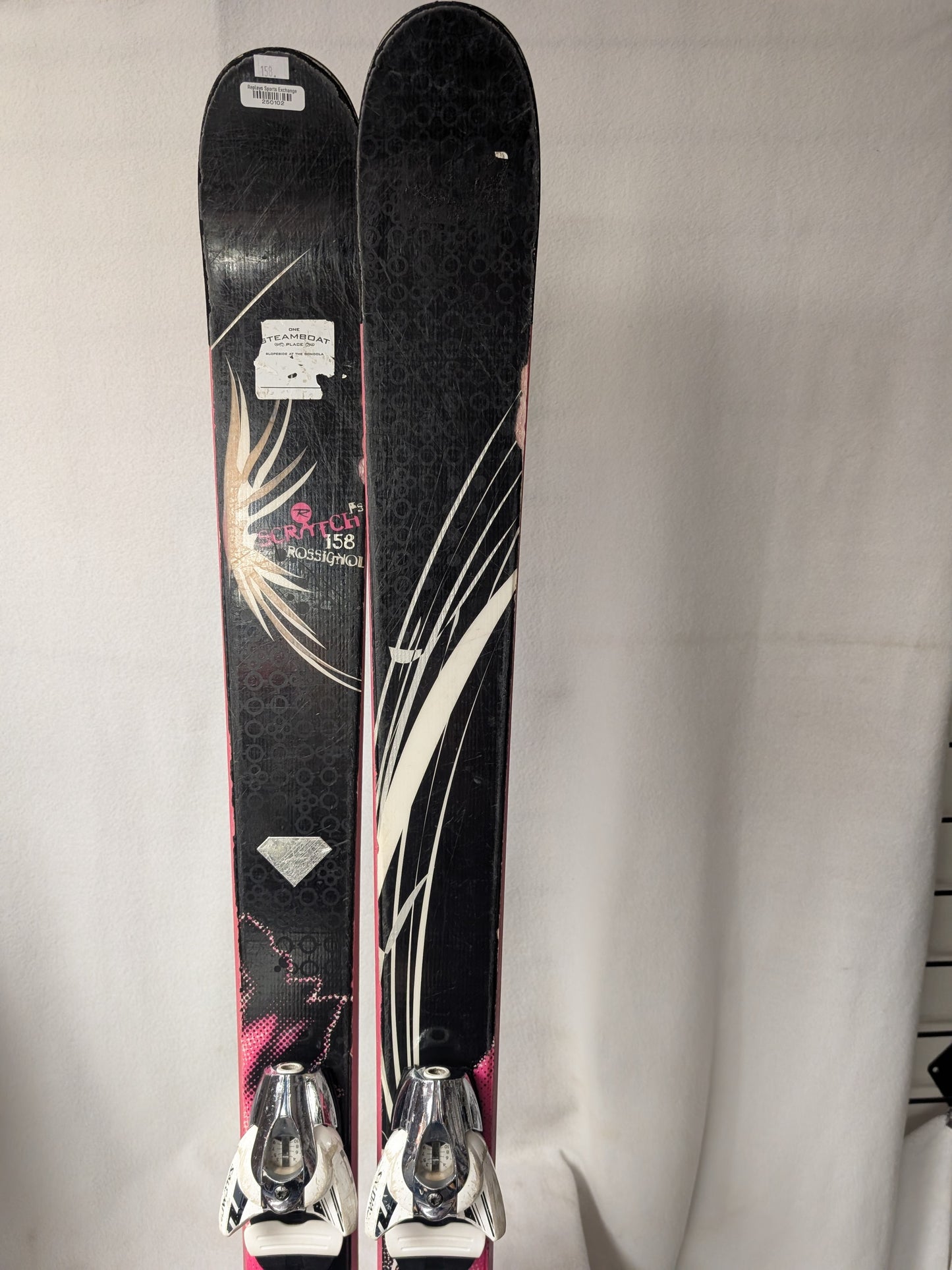 Rossignol Scratch Skis Salomon 10 Bindings 158 Cm Color Pink Condition Used