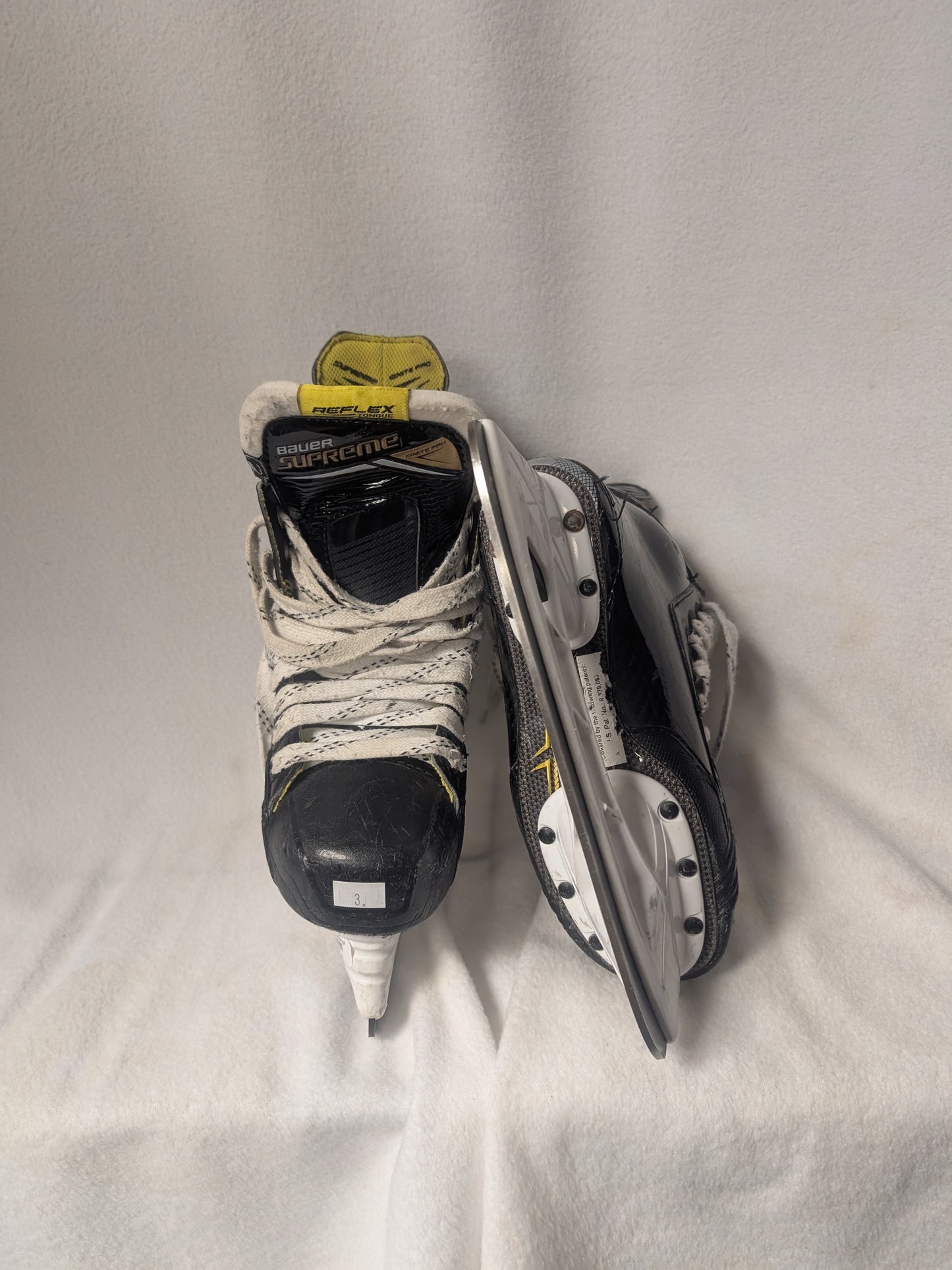 Bauer Supreme Hockey Ice Skates Size 3 Color Black Condition Used