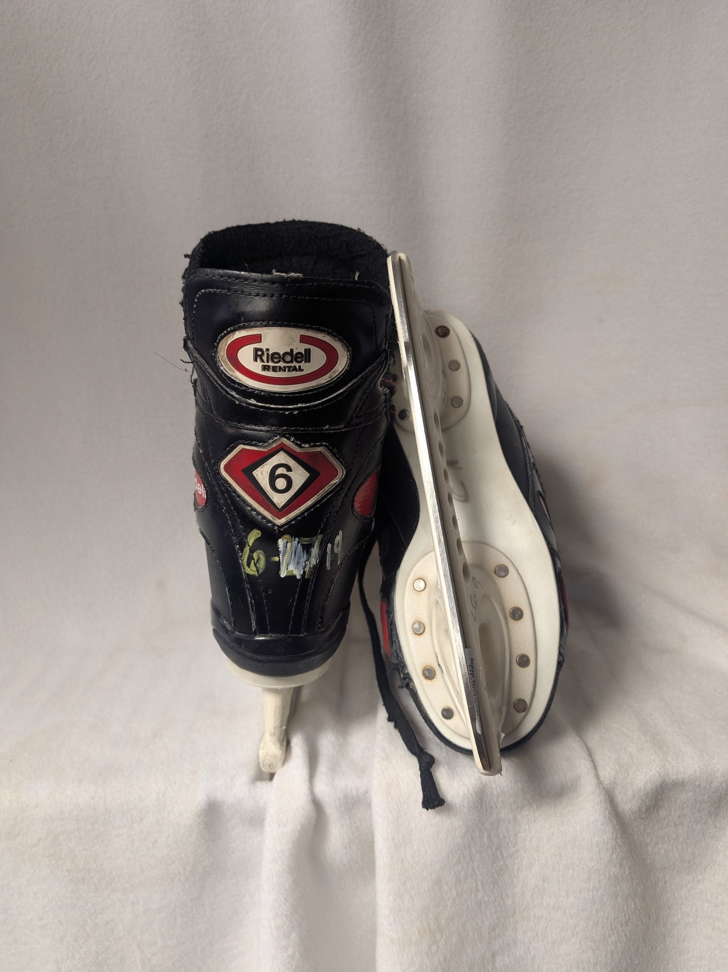 Riedell Hockey Ice Skates Size 6 Color Black Condition Used