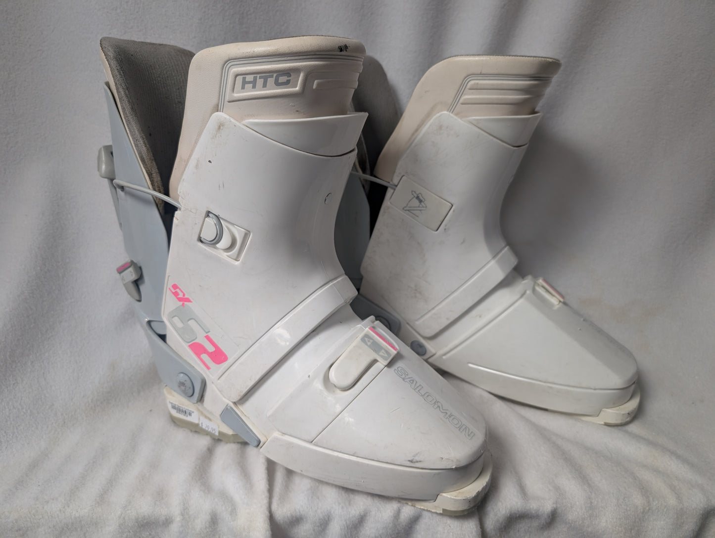 Salomon SX62 Rear Entry Ski Boots Size 31 Color White Condition Used Retro