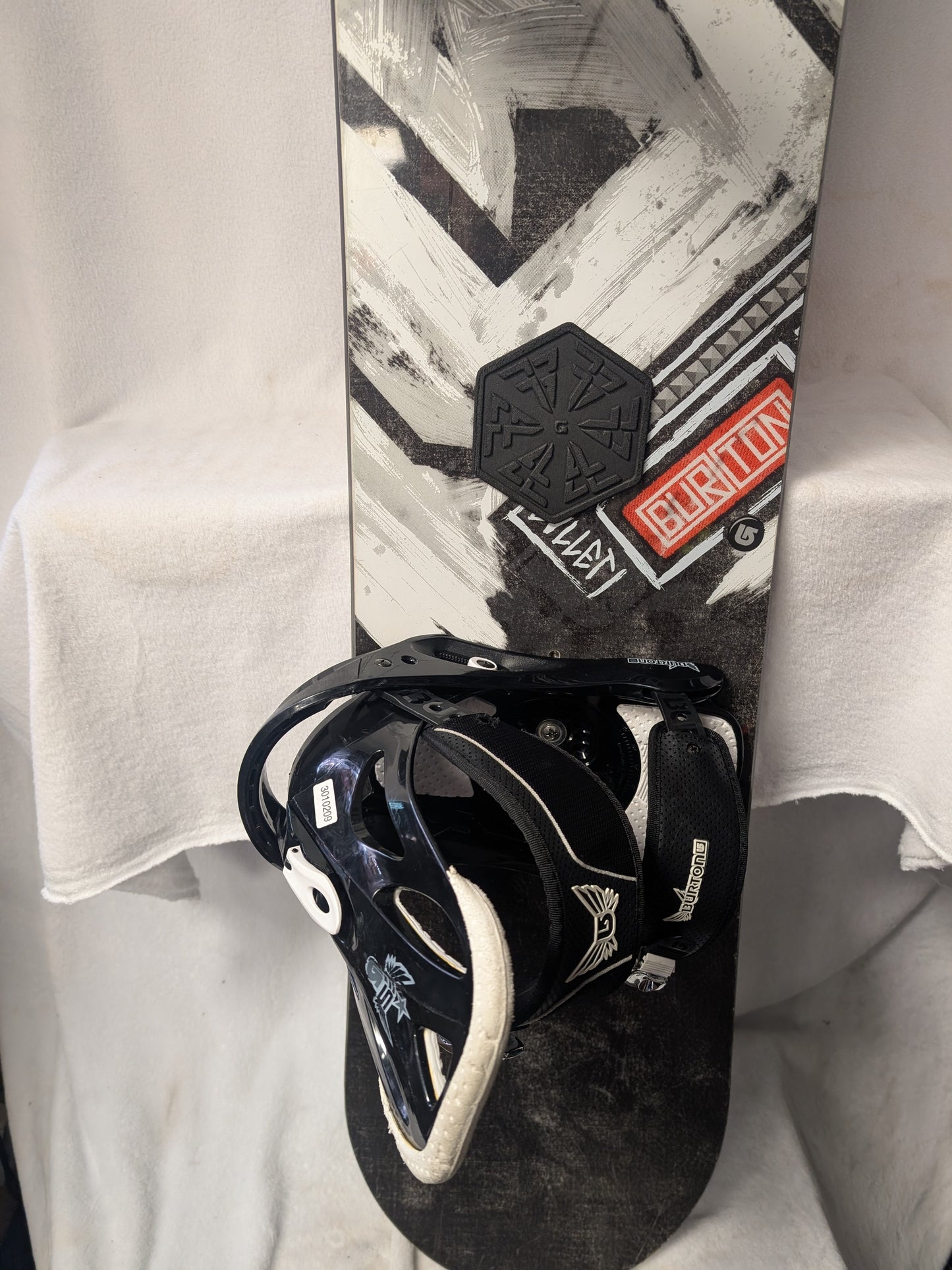 Burton Bullet Snowboards Burton Bindings Size 160 Cm Color Black Condition Used