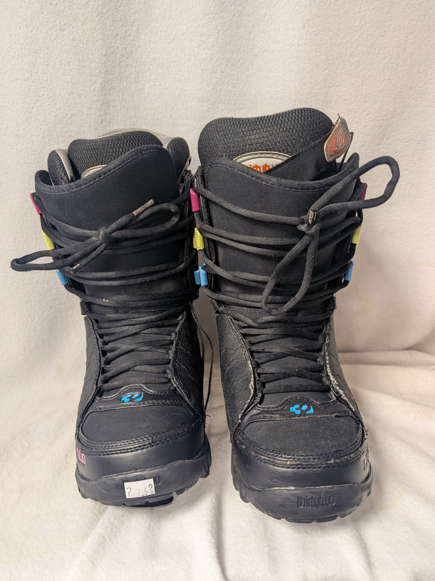 ThirtyTwo Snowboard Boots Women Size 7.5? Black Used Adult