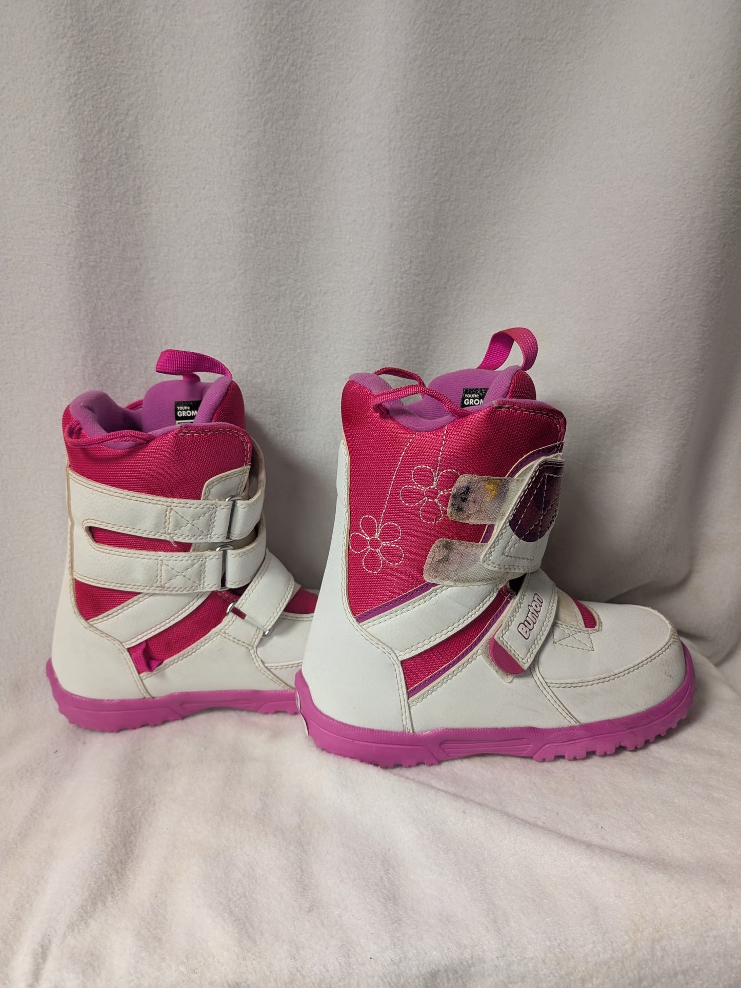 Burton Grom Snowboard Boots Size 4 Pink Used