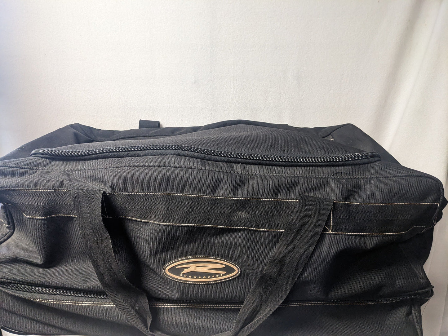 Rossignol Snowboard Roller Gear Bag Size 30 In x15 In x15 In Color Black Condition Used
